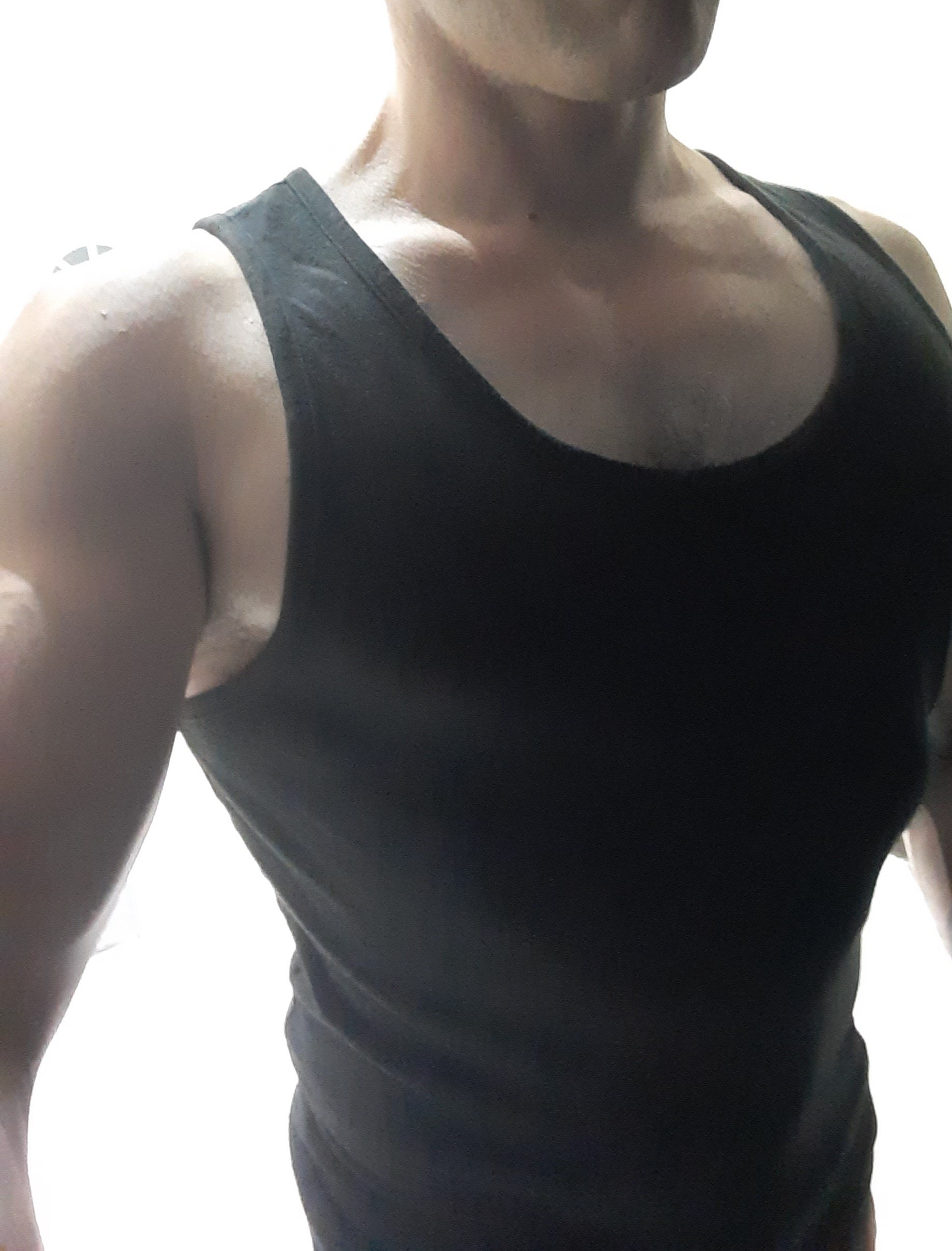 Profil de Mostapha, 41 ans, Gay massage à Praden