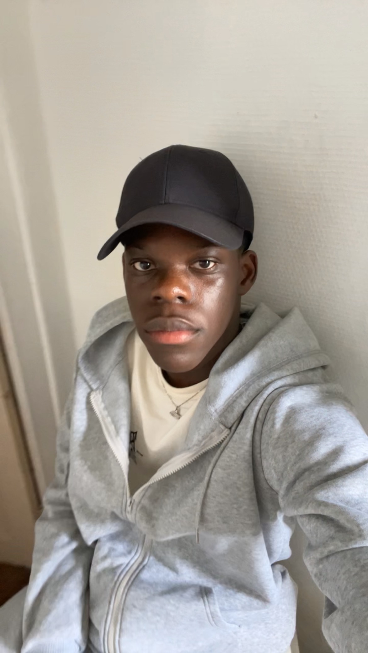 Profil de Ilkan, 21 ans, Gay massage à Trey